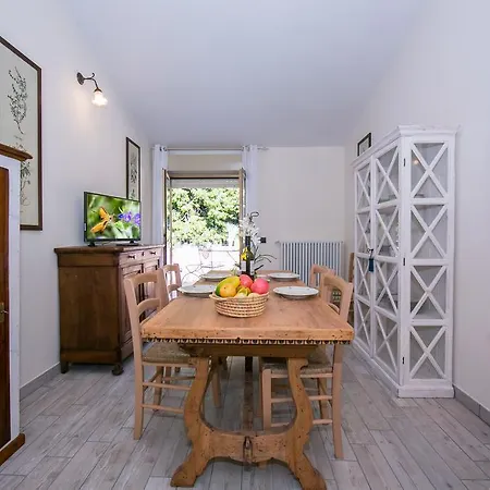 Apartment Balcone Bellano
